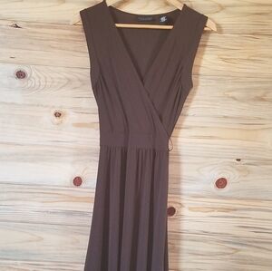 Apostrophe Stretch Brown Sleeveless Dress, Small